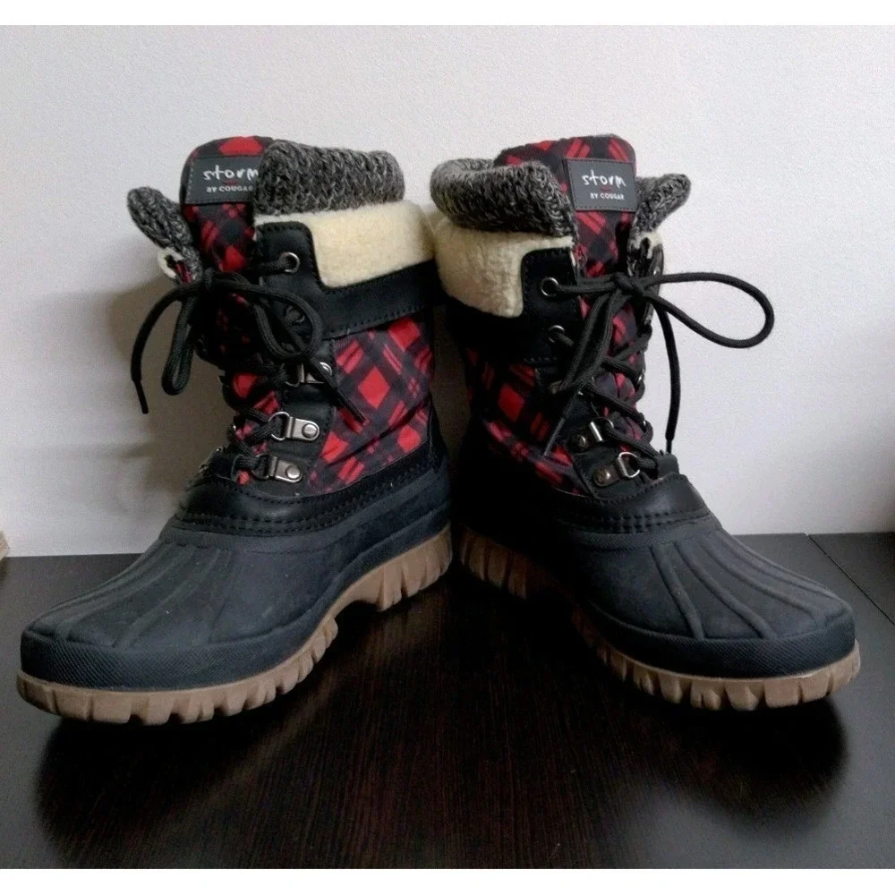 Women's Cougar Creek Lace Up Waterproof Faux Fur Lined Winter Boots- Size 7
